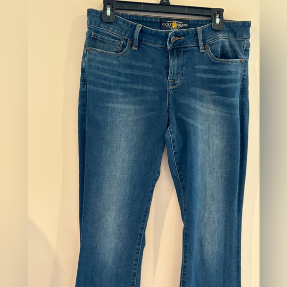 Lucky Brand Lolita boot cut Sz 8 blue jean Cotton Spandex blend Great Condition - Picture 10 of 16